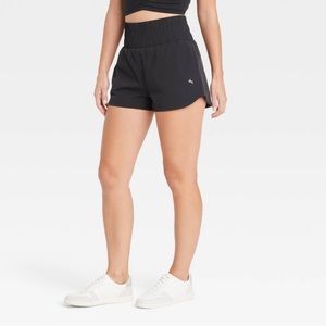 Target women's high-rise woven shorts 3 - joylab